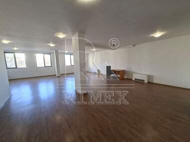 For rent - Office in Center,  Plovdiv