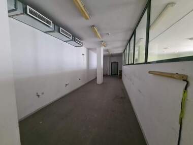 Miete - Lager/Büro/Laden/Industriegebäude/Lagerhalle in Owtscharski,  Haskowo