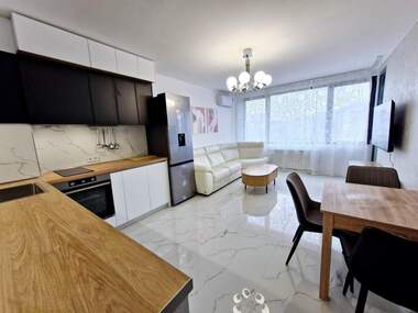 Închiriere - Apartament în Ovcea Kupel,  Sofia