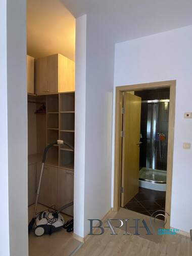 Închiriere - Apartament în Sveti Konstantin i Elena,  Varna