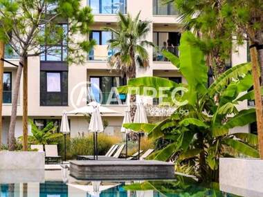 Vânzare - Apartament în Sfinții Constantin și Elena,  Varna
