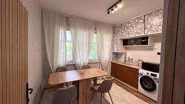 Închiriere - Apartament în Kamenița 2,  Plovdiv