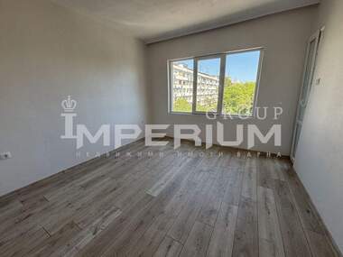 For rent - Office in Sportna zala,  Varna