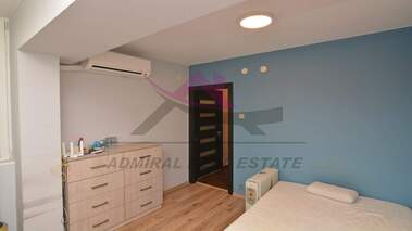 Închiriere - Apartament în Ceaîka,  Varna