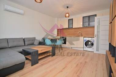 For sale - Apartment in Vazrajdane 3,  Varna
