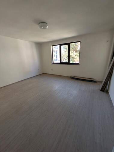 Vânzare - Apartament în Țentăr,  Burgas