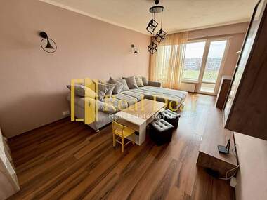 Verkauf - Wohnung in Lülin-3,  Sovia