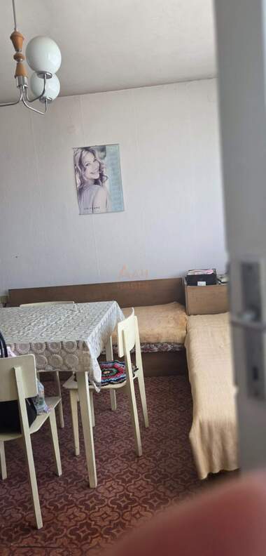 Verkauf - Wohnung in Karlowo,  Plowdiw