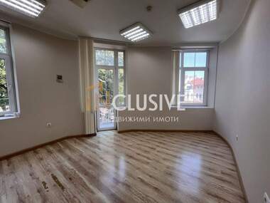 Miete - Büro in Operata,  Warna