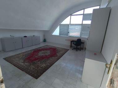 Miete - Büro/Lager/Zahnarztbüro in Mladost-4,  Sovia