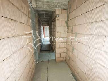 Vânzare - Apartament în Vinița,  Varna