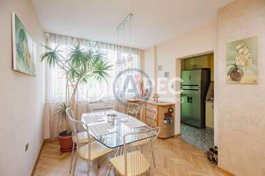 For sale - Apartment in Sportna zala,  Varna