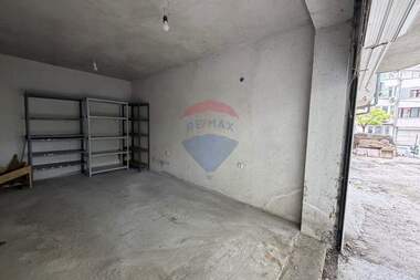 Наем - Гараж във Възраждане,  Бургас