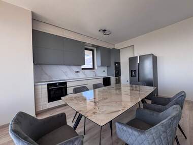 Miete - Wohnung in Lazur,  Burgas