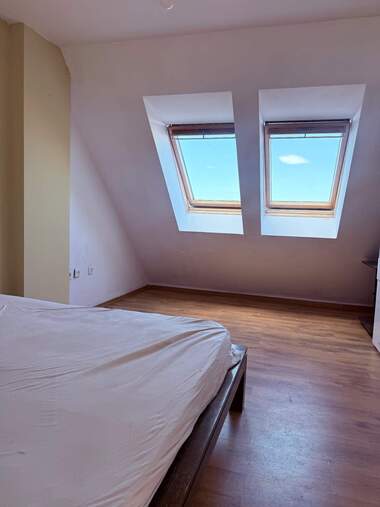 Vânzare - Apartament în Țentăr,  Vrața
