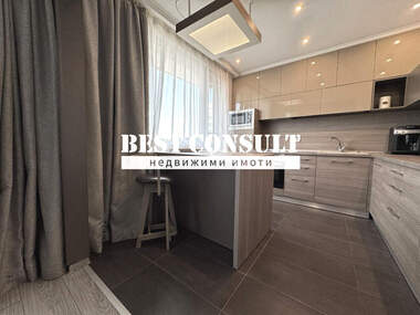 Închiriere - Apartament în Hășove,  Ruse