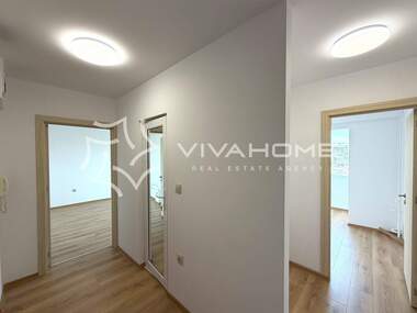 Продажба - Апартамент в Младост 1,  Варна