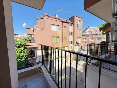 Kira - Apartman olarak Pogrebi,  Varna