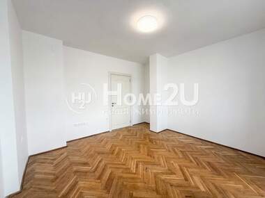 For sale - Apartment in Liatno kino Trakia,  Varna