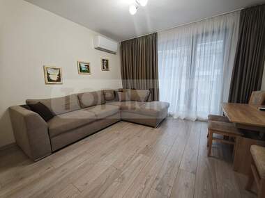 Închiriere - Apartament în Center,  Varna