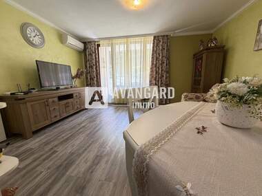 Продажба - Апартамент в Златни Пясъци,  Варна