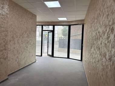 Miete - Laden/Büro/Lager/Schönheitssalon in Lüben Karawelow,  Haskowo