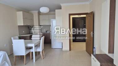 Miete - Wohnung in Lazur,  Burgas