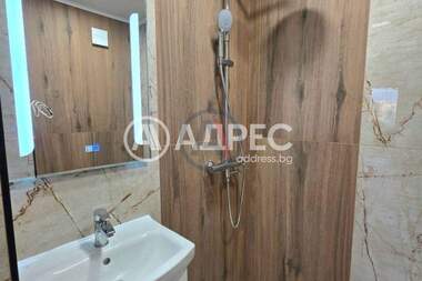 Vânzare - Apartament în Avtogara,  Varna