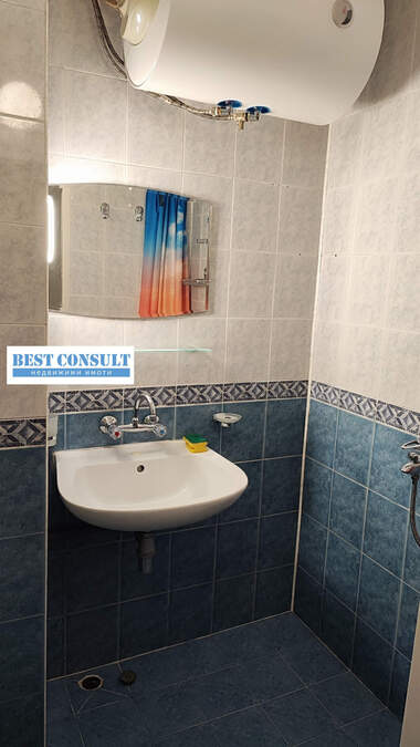 Închiriere - Apartament în Hășove,  Ruse