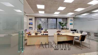 Miete - Büro in Hladilnika,  Sovia