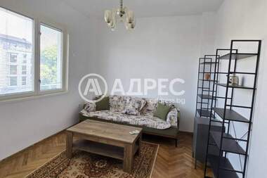 Аренда - Квартира в Център,  Варна