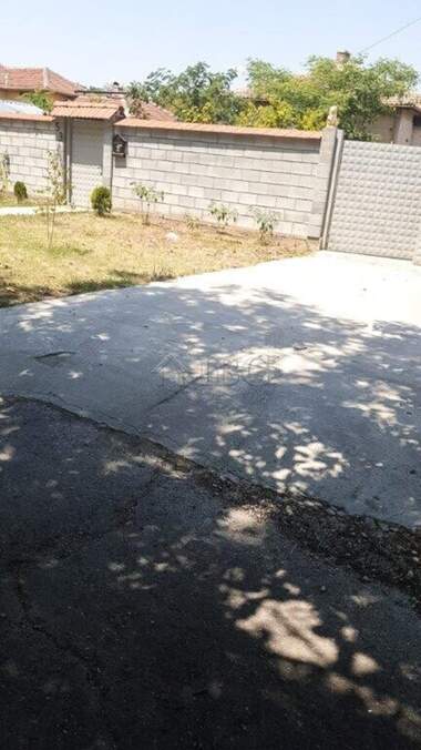For sale - House in 9-ti kvartal,  Pleven