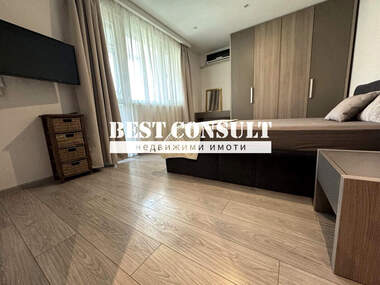 Închiriere - Apartament în Hășove,  Ruse