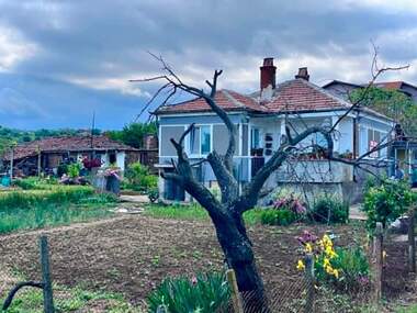 For sale - House in Banya,  Burgas
