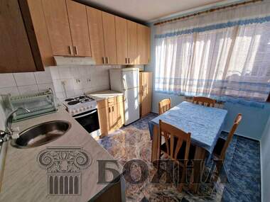Vânzare - Apartament în Center,  Ruse