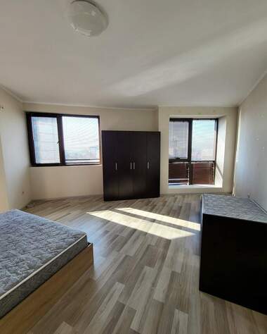 Vânzare - Apartament în Idealen țentăr,  Pazardjik