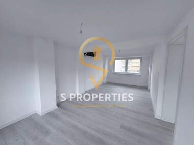 Vânzare - Apartament în Kolhozen pazar,  Varna