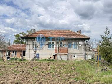 Продажба - Къща в Янтра,  Велико Търново
