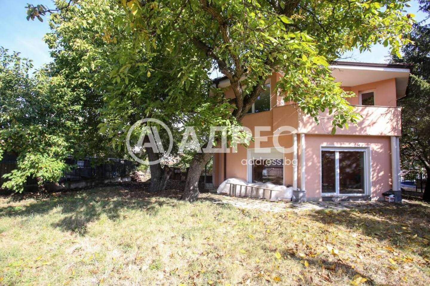 House in Ivaniane, Sofia – photo 3
