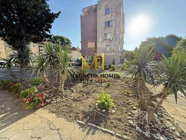 Vânzare - Apartament în Atia,  Burgas