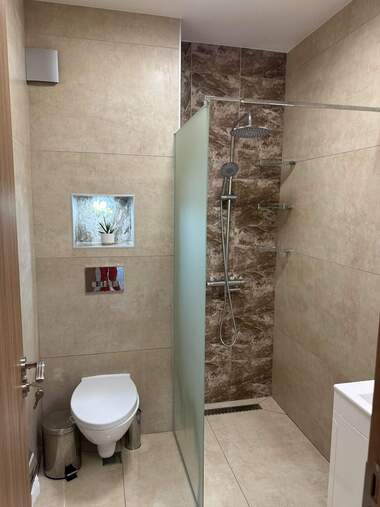 Închiriere - Apartament în Hristo Smirnenski,  Plovdiv