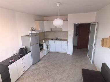 Vânzare - Apartament în Țentăr,  Iambol