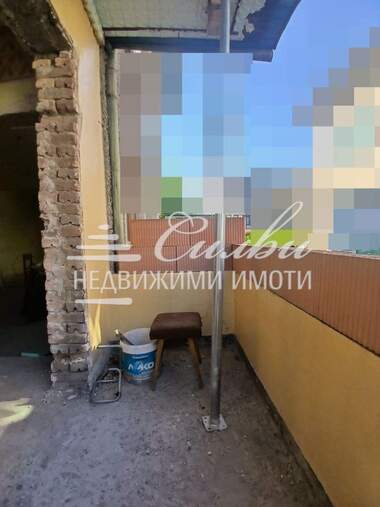 For sale - Floor of a house in Dobrudjanski,  Shumen