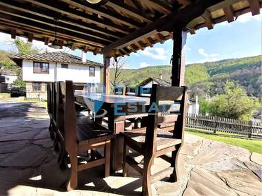 Vânzare - Casă în Bojențite,  Gabrovo