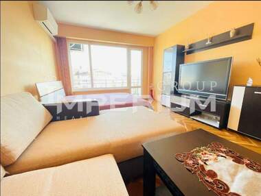 For rent - Apartment in Cveten kvartal,  Varna