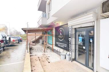 For sale - Store/Office/Storage/Beauty saloon/Venue/Dental office in Vazrajdane 2,  Varna