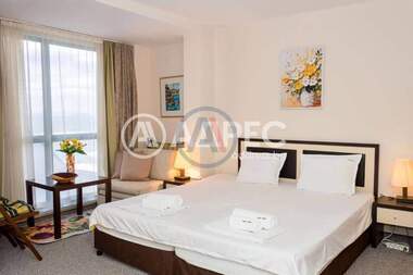 Vânzare - Apartament în Golden Sands,  Varna