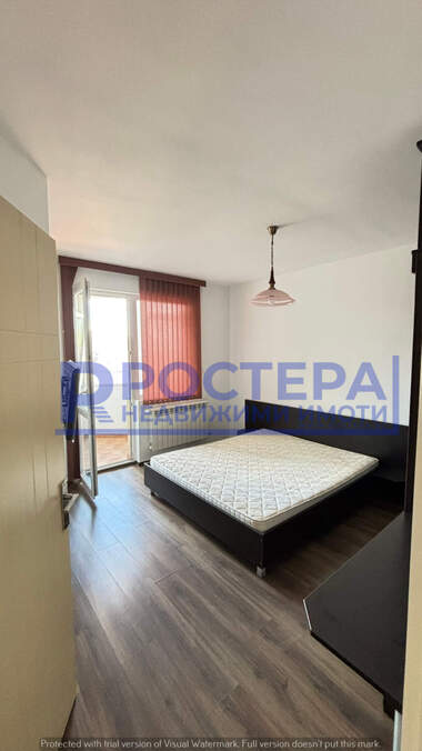 Продажба - Апартамент в Изток,  Търговище