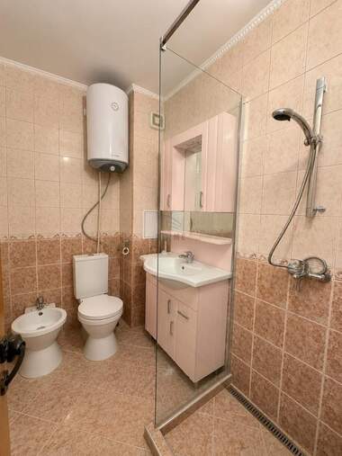 Verkauf - Wohnung in Wazrajdane,  Burgas