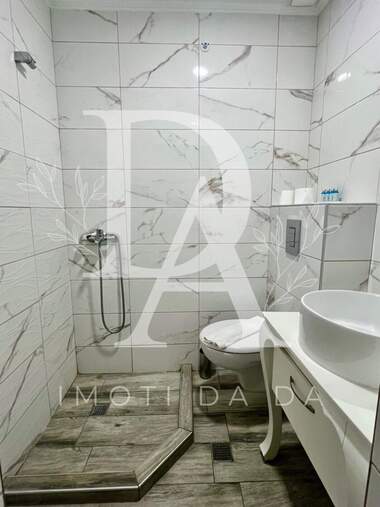 Наем - Апартамент в Център,  Варна
